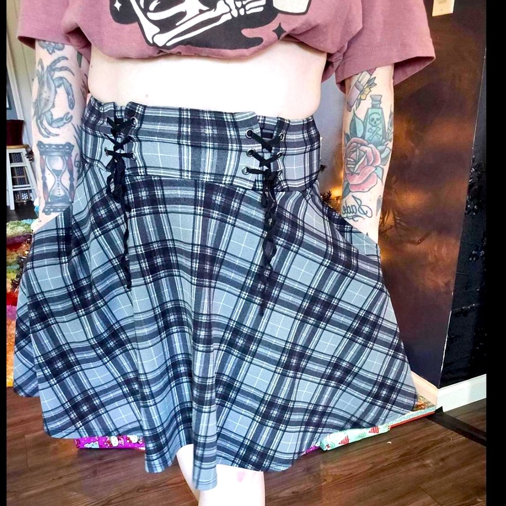 HOT TOPIC Skirt Size Large